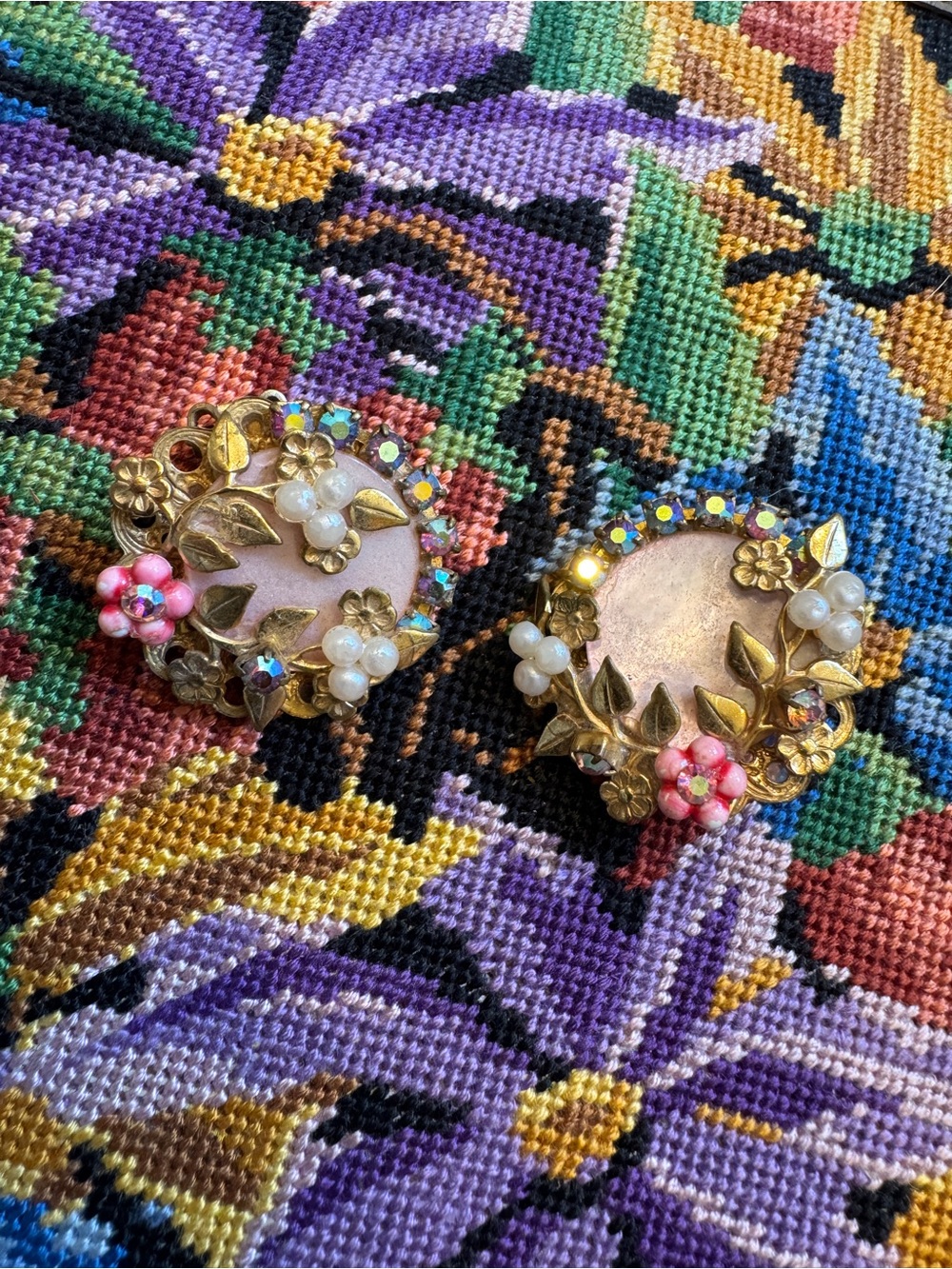 Vintage 1930’s Pink Floral Gold Tone Pearl Clip on Earrings